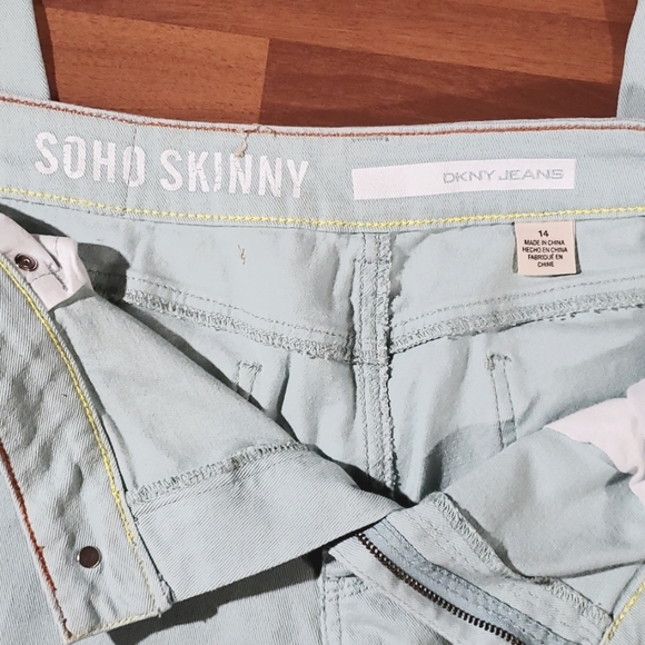 Mint Green skinny jeans - Picture 5 of 7